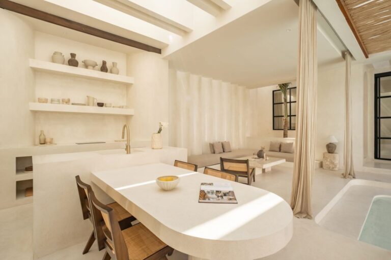 Villa C room